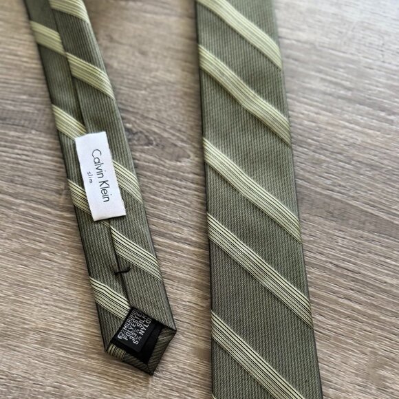 Calvin Klein Olive Green Striped Slim Silk Tie - Picture 2 of 5